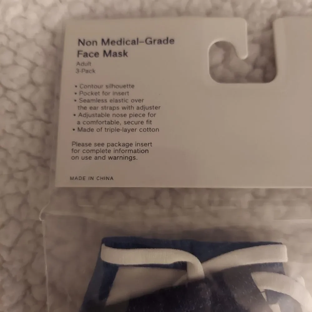 GAP Adult Contour Mask with Filter Pocket (3-Pack)